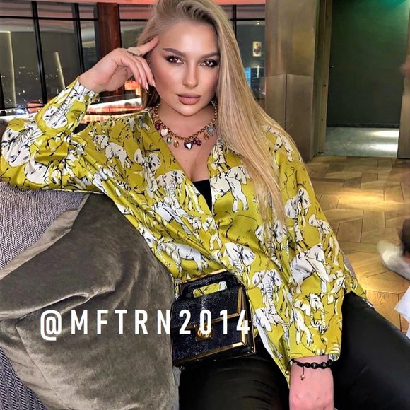 Zara Tops - BLOGGER FAVE! ZARA Flowy Printed Button-Up Shirt